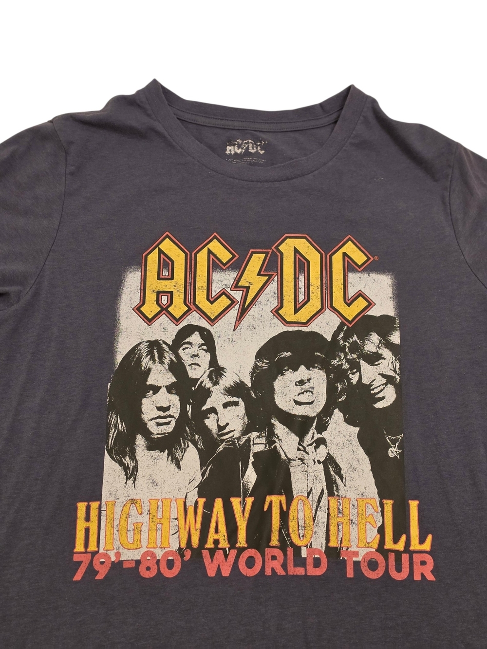 AC/DC 'Highway to Hell' Graphic T-Shirt - Picture 2 of 4